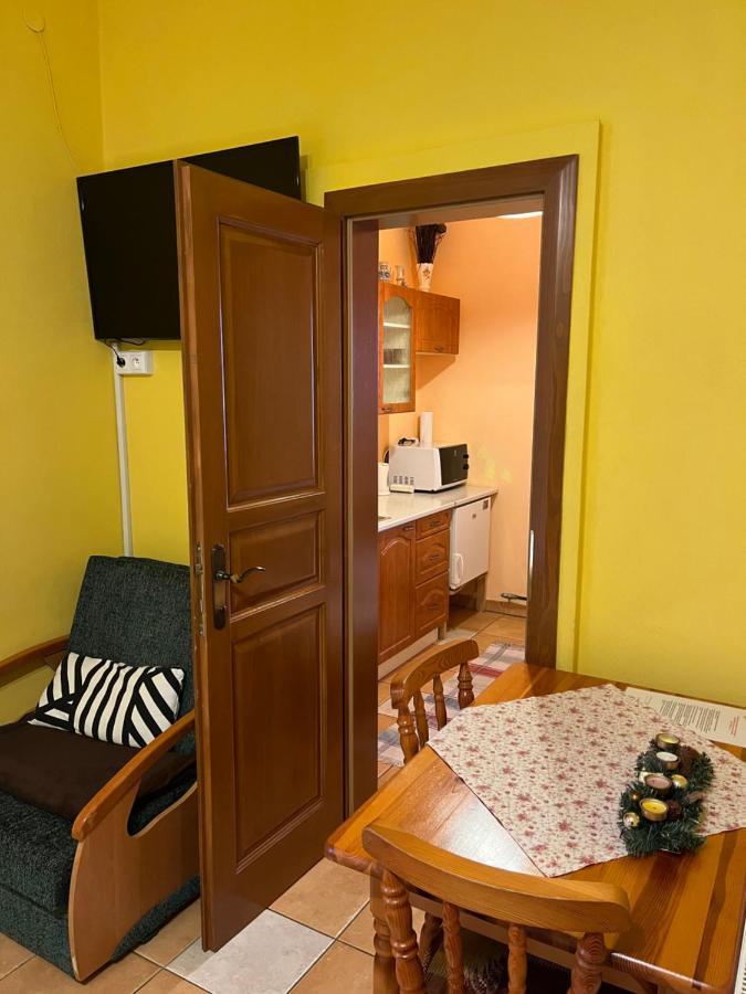 Villa Victoria Penzion Liptovský Ján エクステリア 写真
