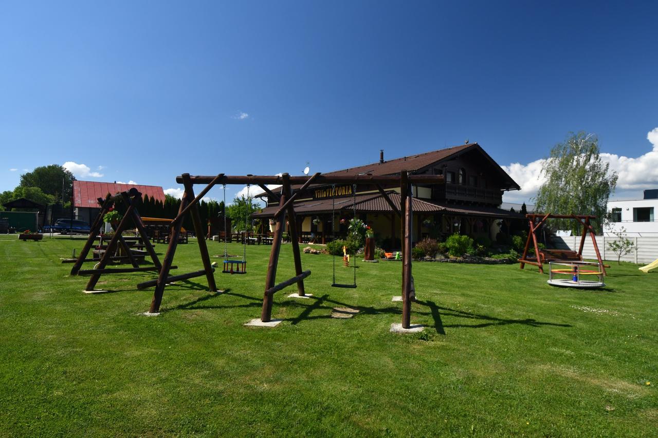 Villa Victoria Penzion Liptovský Ján エクステリア 写真
