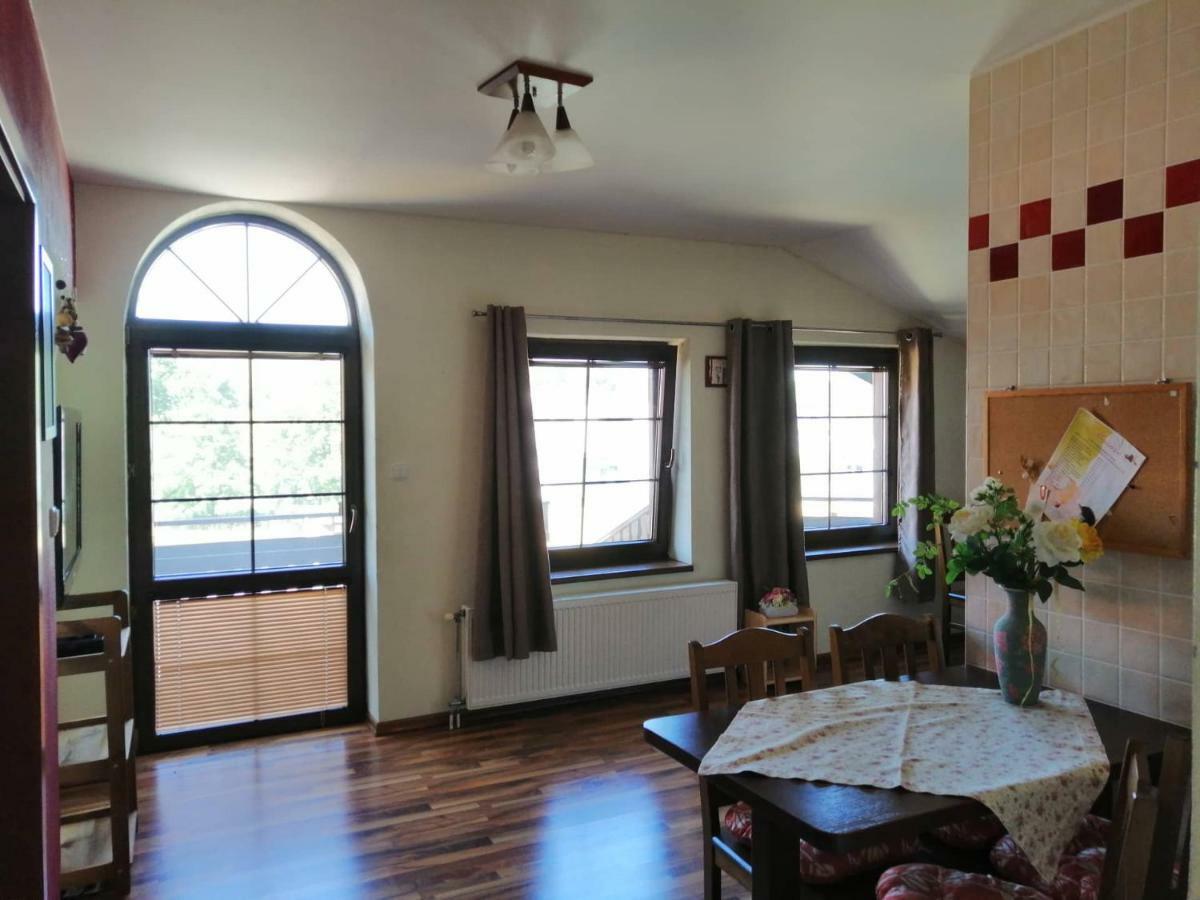 Villa Victoria Penzion Liptovský Ján エクステリア 写真